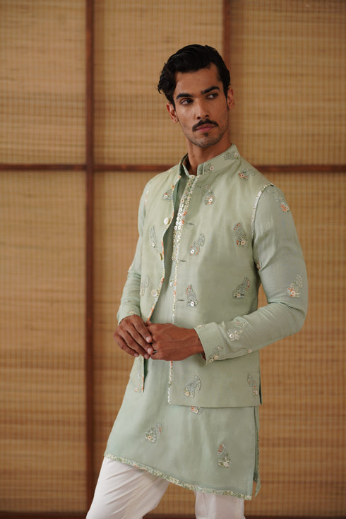 Gramophone Dori Nehru Jacket Set