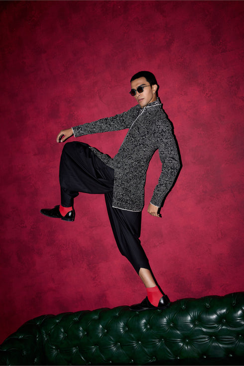 Kasuti Floral+Grid Deep Neck Kurta