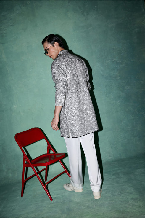 Kasuti Floral+Grid Panel Kurta