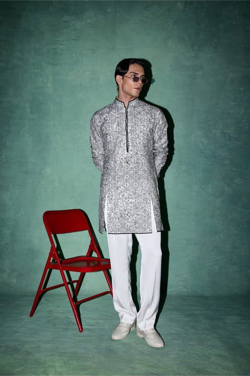 Kasuti Floral+Grid Panel Kurta