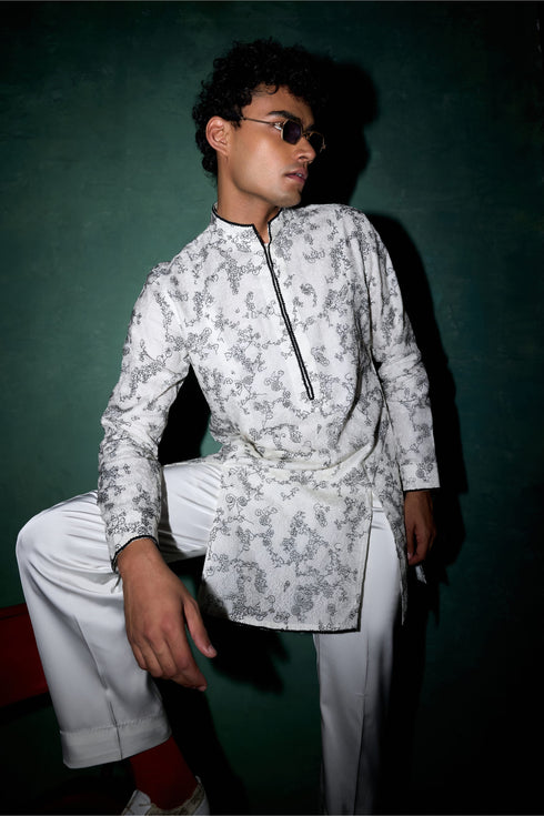 Kasuti Two Tone Floral Panel Kurta