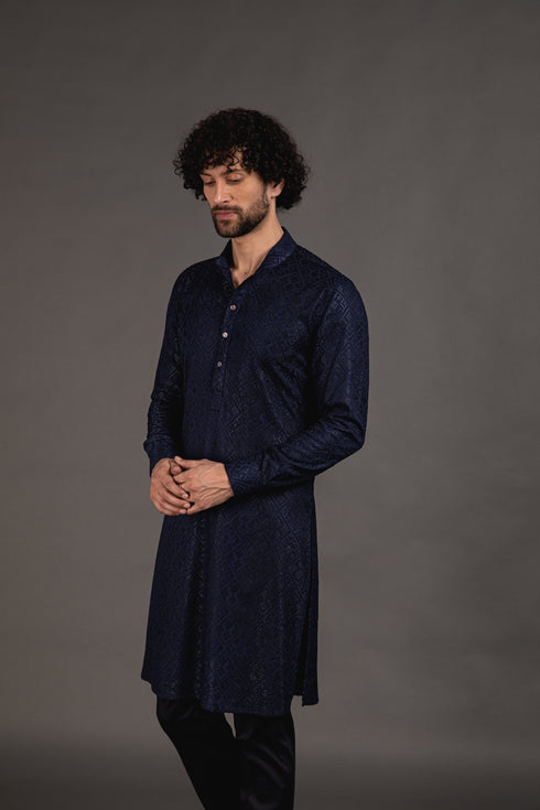 Delicate Kairos Kurta Set
