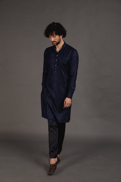 Delicate Kairos Kurta Set
