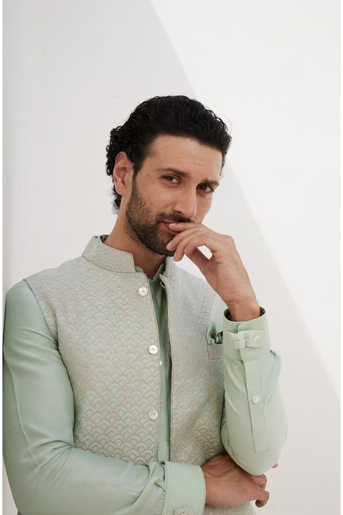 Banarsi Double Scallop 2.0 Nehru Jacket Set