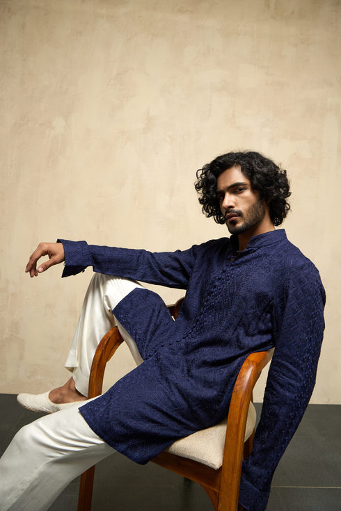 Vertical FLB Aari Kurta Set