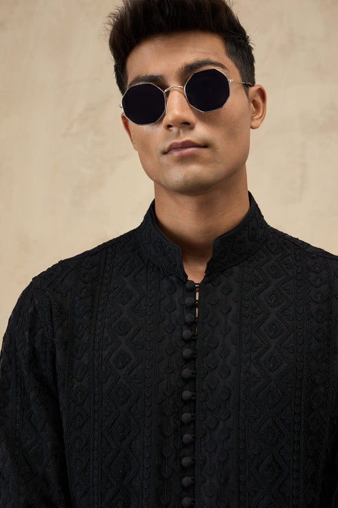 Vertical Dori Full Lupi Button Kurta Set